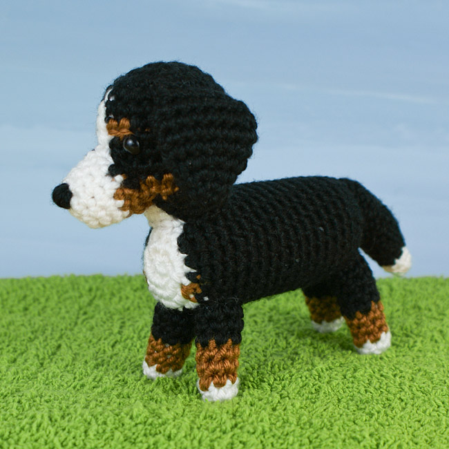 AmiDogs Bernese Mountain Dog amigurumi crochet pattern - Click Image to Close