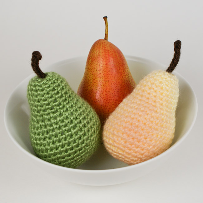 Amigurumi Pears DONATIONWARE crochet pattern - Click Image to Close