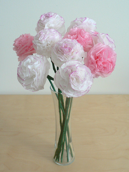 DIY Crepe Paper Flowers Bouquet - Party Ideas