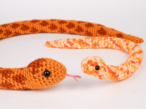 review: Susan Bates Twist + Lock crochet hook set – PlanetJune by June  Gilbank: Blog
