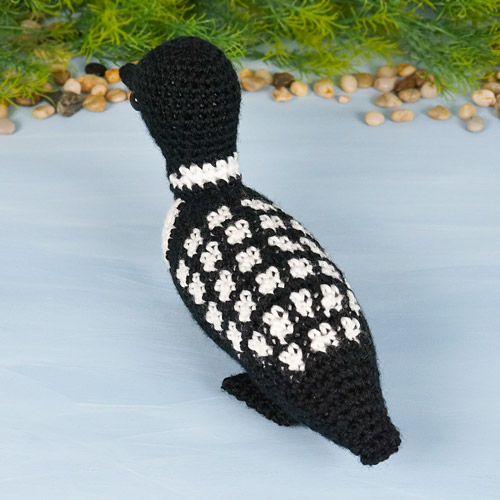 Loon amigurumi crochet pattern by PlanetJune