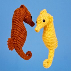 (image for) Seahorse amigurumi crochet pattern