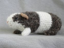 (image for) Fuzzy Guinea Pig amigurumi crochet pattern