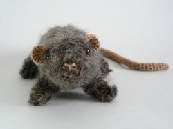 (image for) Fuzzy Rat amigurumi crochet pattern