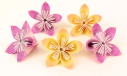 (image for) Kusudama Flowers DONATIONWARE paper craft tutorial