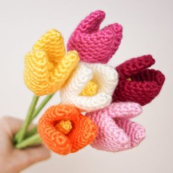 (image for) Tulips DONATIONWARE crochet pattern