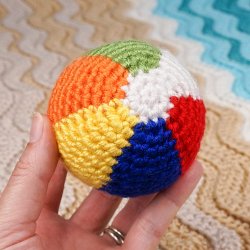 (image for) Amigurumi Beach Ball DONATIONWARE crochet pattern