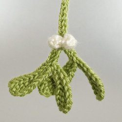 (image for) Christmas Decor Set 2: Mistletoe & Mini Baubles crochet patterns