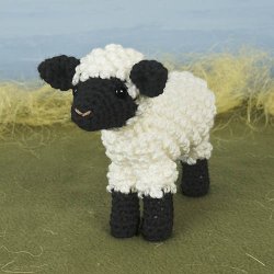 (image for) Farmyard Sheep amigurumi crochet pattern