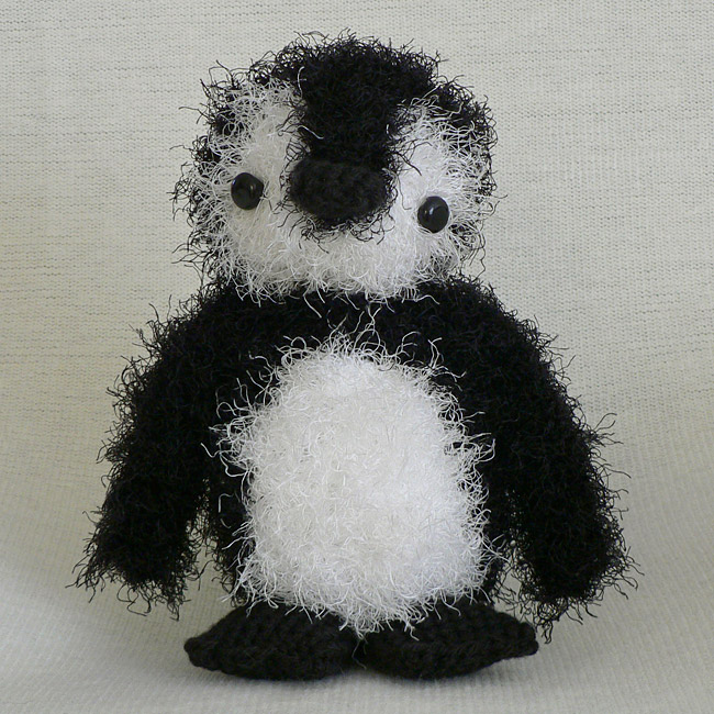 Fuzzy Penguin amigurumi crochet pattern - Click Image to Close